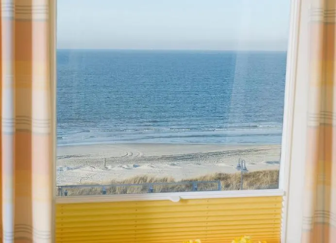 Mit Meerblick Und Westbalkon